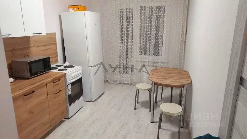1-к кв. Татарстан, Набережные Челны 69-й комплекс, 18 (40.0 м) - Фото 2