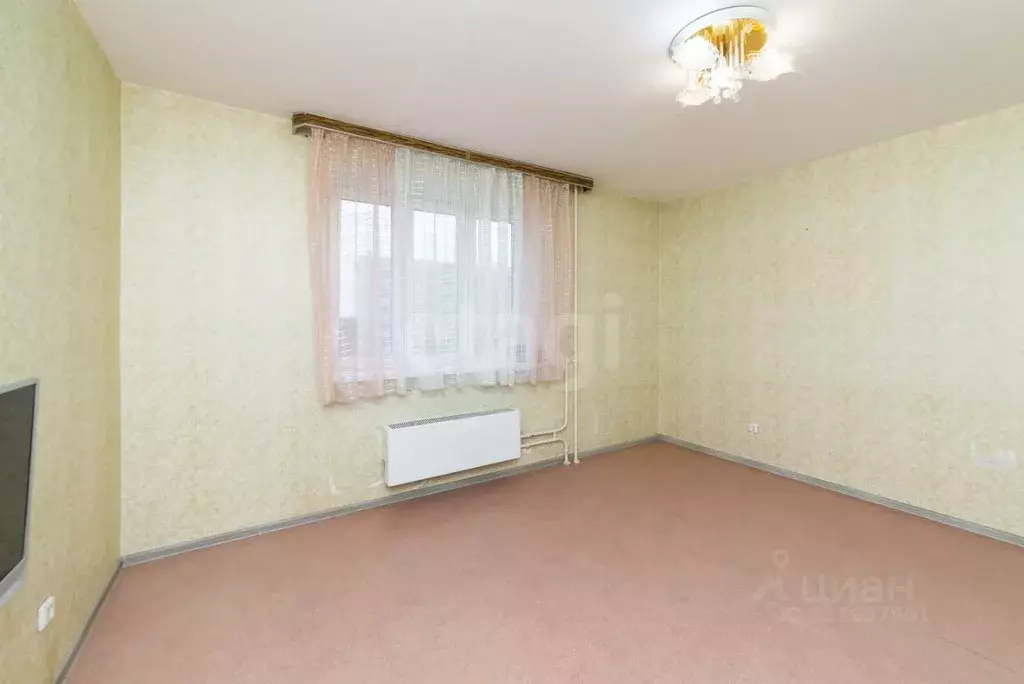 3-к кв. Курганская область, Курган Заозерный жилрайон, 11-й мкр, 6 ... - Фото 1