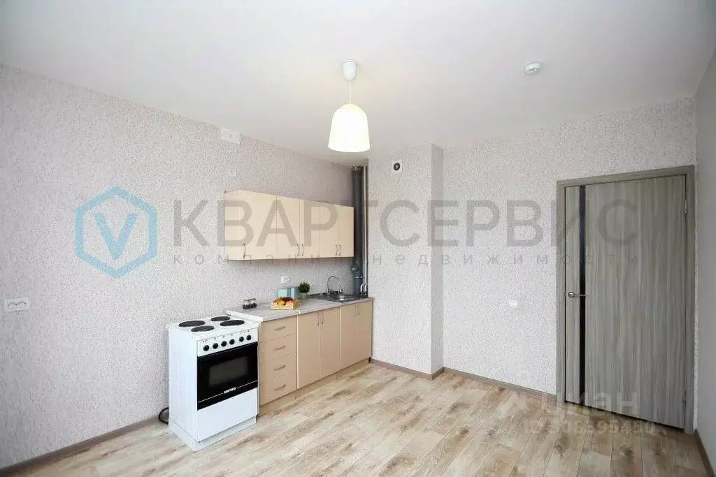 3-к кв. Омская область, Омск ул. 21-я Амурская, 77 (79.6 м) - Фото 1
