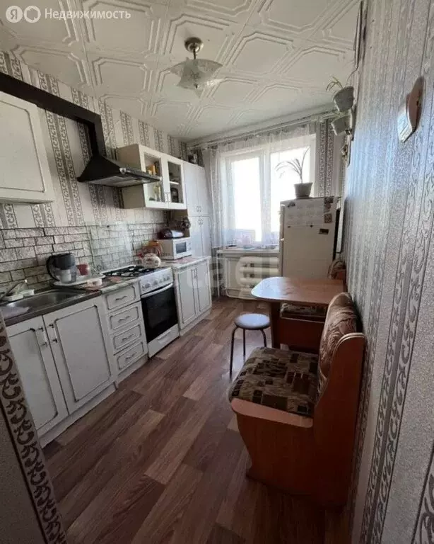 3-комнатная квартира: Ярега, улица Нефтяников, 4А (62.2 м) - Фото 1