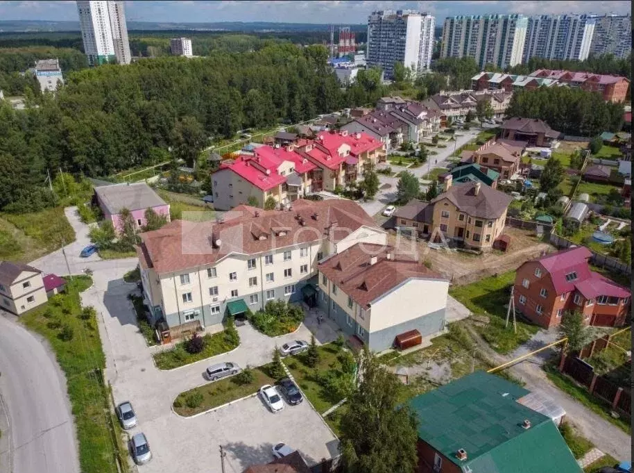 3-к. квартира, 85 м, 2/2 эт. - Фото 1