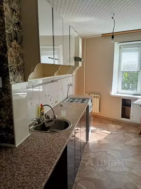 4-к кв. Белгородская область, Губкин Севастопольская ул., 12 (77.0 м) - Фото 1