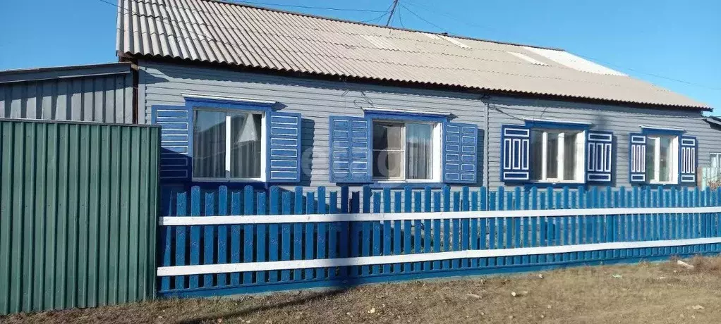 Дом в Бурятия, Джидинский район, с. Петропавловка ул. Свердлова, 63/2 ... - Фото 0