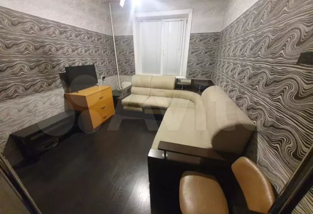 Комната 12 м в 3-к., 2/10 эт. - Фото 0