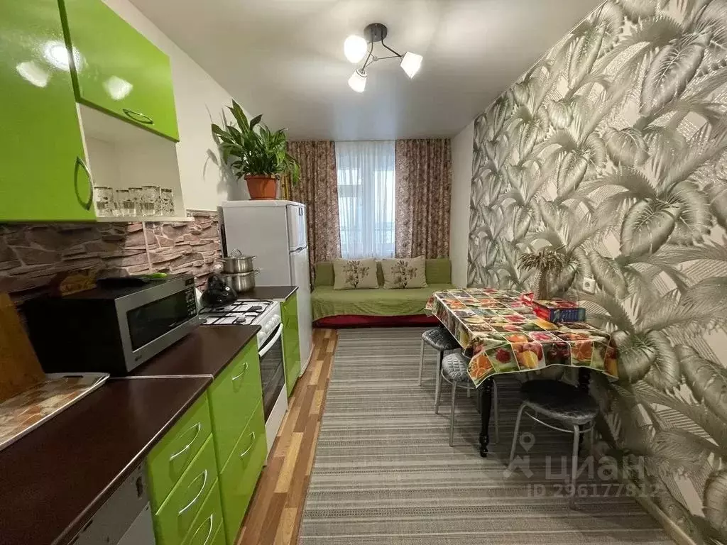 2-к кв. Татарстан, Набережные Челны ул. Нур Баян, 8А (60.0 м) - Фото 0