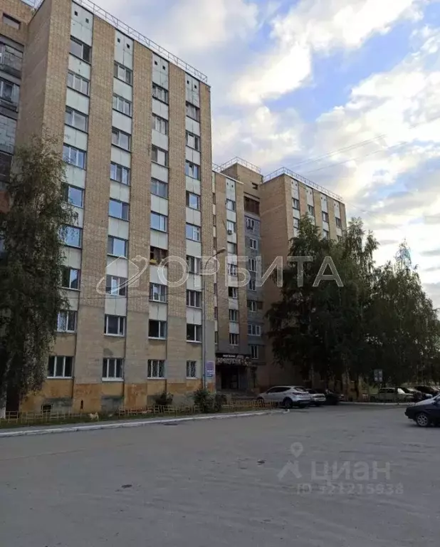 Комната Тюменская область, Тюмень ул. Республики, 220 (15.0 м) - Фото 1