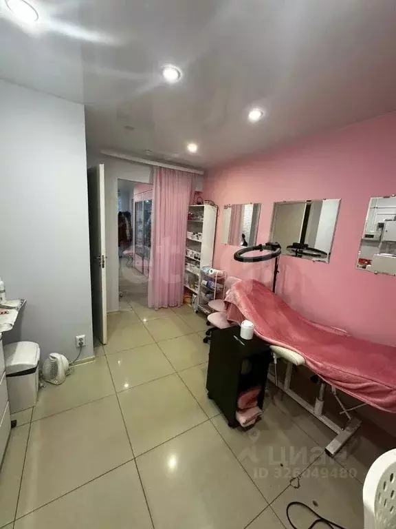 Помещение свободного назначения в Санкт-Петербург ул. Белы Куна, 13К1 ... - Фото 1