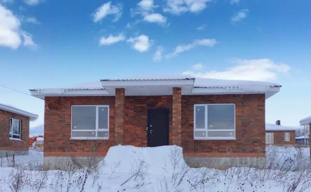 Дом в Татарстан, Высокогорский район, Чернышевское с/пос, с. Каймары ... - Фото 1