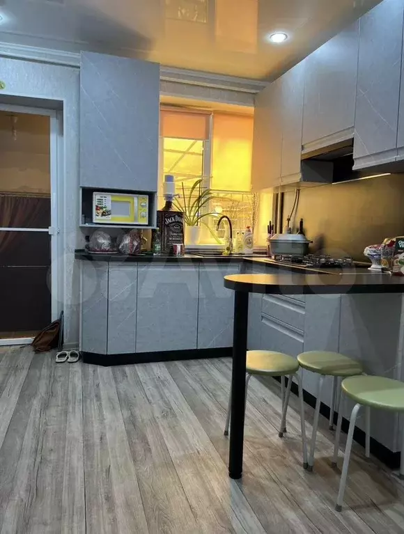 3-к. квартира, 42,5 м, 1/1 эт. - Фото 0