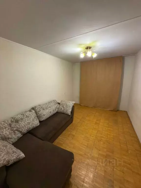 3-к кв. Свердловская область, Екатеринбург ул. Родонитовая, 8 (60.0 м) - Фото 1