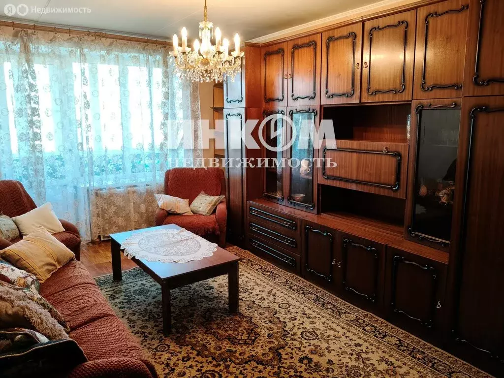 3-комнатная квартира: Москва, Сиреневый бульвар, 62 (60 м) - Фото 1