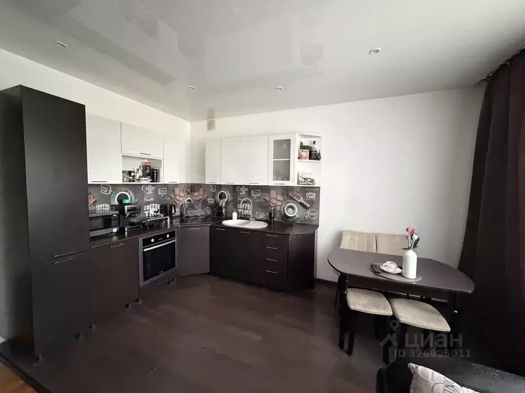 2-к кв. Забайкальский край, Чита 6-й мкр, 1 (52.6 м) - Фото 1