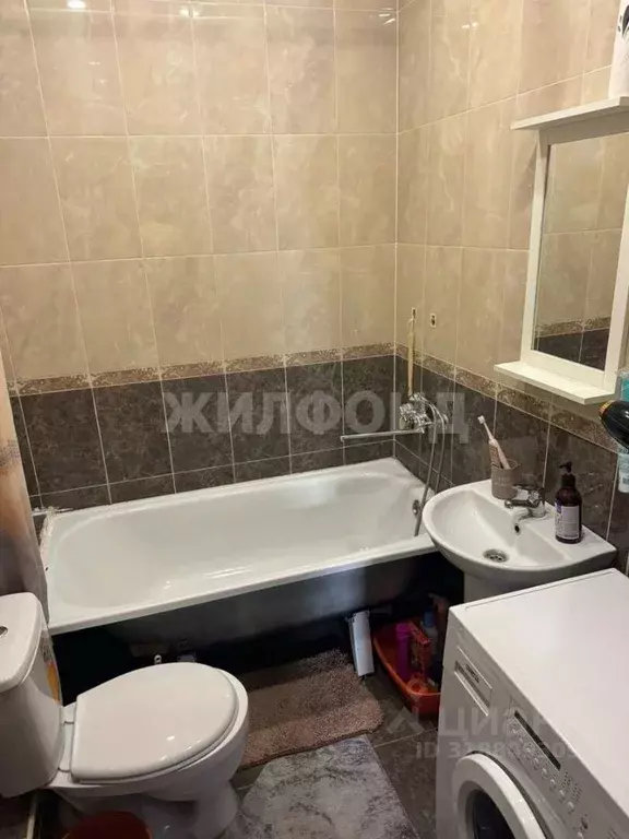 1-к кв. Новосибирская область, Новосибирск ул. Михаила Кулагина, 35 ... - Фото 1