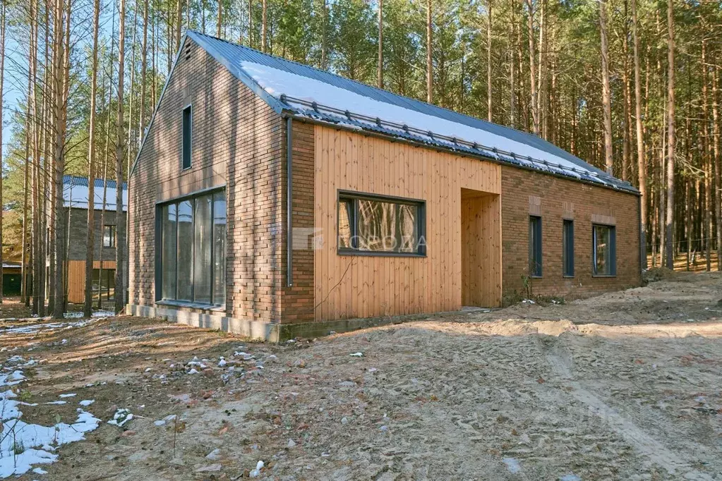 Дом в Томская область, Томский район, Зоркальцевское с/пос, пос. ... - Фото 1