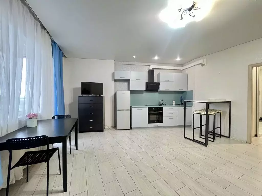 1-к кв. Татарстан, Казань ул. Гастелло, 7 (58.0 м) - Фото 1