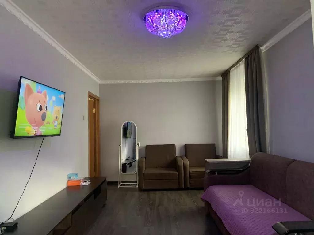 2-к кв. Чувашия, Новочебоксарск ул. Терешковой, 8 (42.5 м) - Фото 1