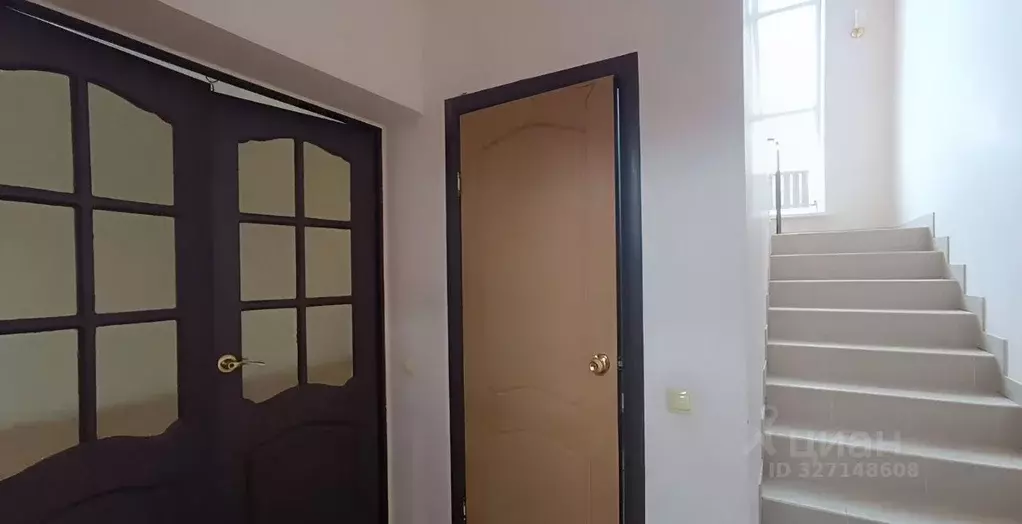 Дом в Краснодарский край, Динской район, Южно-Кубанское с/пос, пос. ... - Фото 2