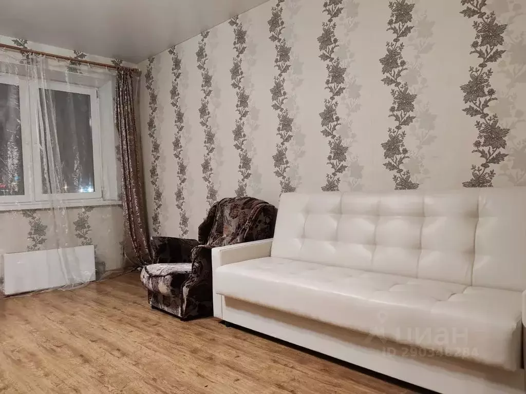 2-к кв. Тульская область, Тула ул. Металлургов, 106 (58.0 м) - Фото 0