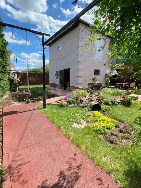 Дом в Саратовская область, Энгельс ул. Солнечная, 40 (369 м) - Фото 0