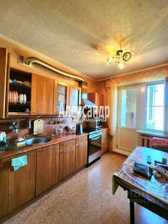 3-к кв. Ленинградская область, Кириши ул. Энергетиков, 50 (71.5 м) - Фото 1
