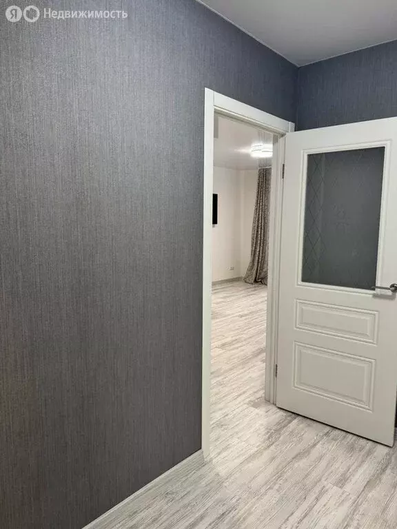 2-комнатная квартира: Тюмень, Тихий проезд, 6 (71.5 м) - Фото 2