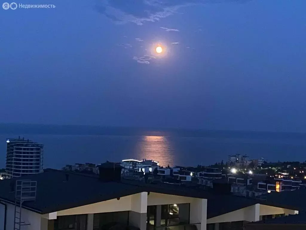 Дом в Республика Крым, муниципальный округ Алушта, село Виноградное, ... - Фото 1