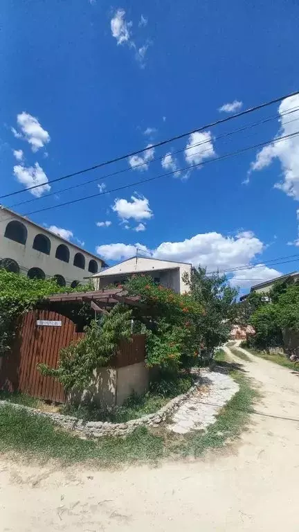 Дом в Крым, Сакский район, Штормовское с/пос, Нептун дачный ... - Фото 1