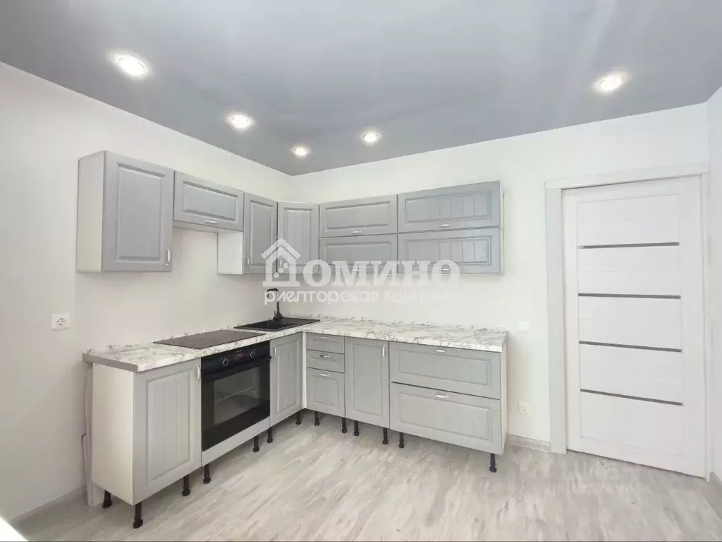 2-к кв. Тюменская область, Тюмень ул. Федюнинского, 54к2 (59.0 м) - Фото 1