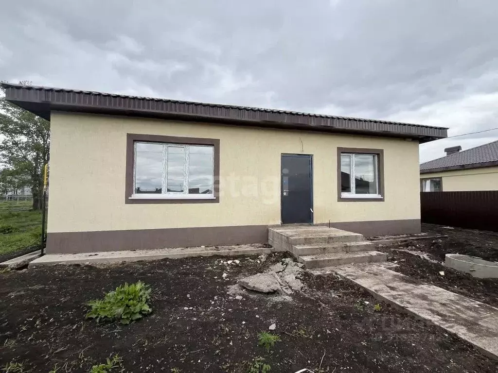 Дом в Башкортостан, Кармаскалинский район, Кабаковский сельсовет, д. ... - Фото 1