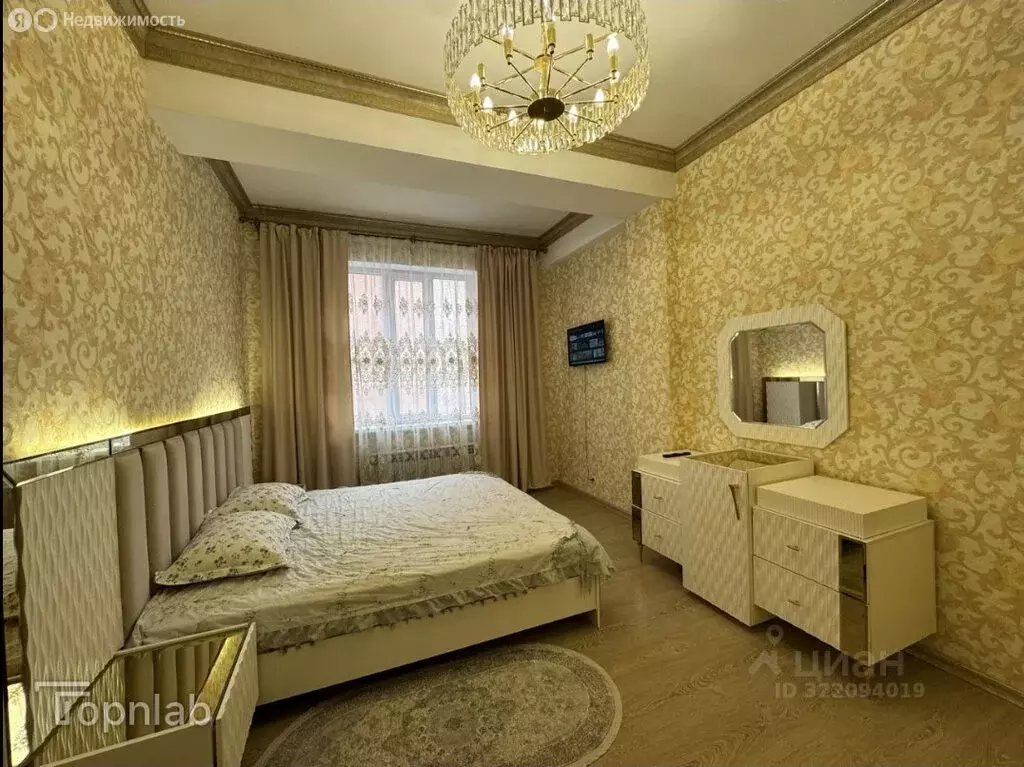 2-комнатная квартира: Махачкала, улица Абдулхамида Юсупова, 71к10 (75 ... - Фото 1