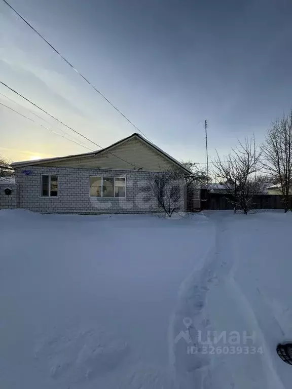 Дом в Брянская область, Клинцы ул. Парижской коммуны (34 м) - Фото 1