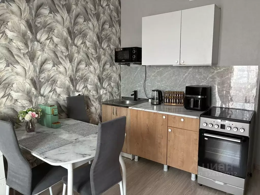 Студия Новосибирская область, Новосибирск Бронная ул., 22 (28.7 м) - Фото 1