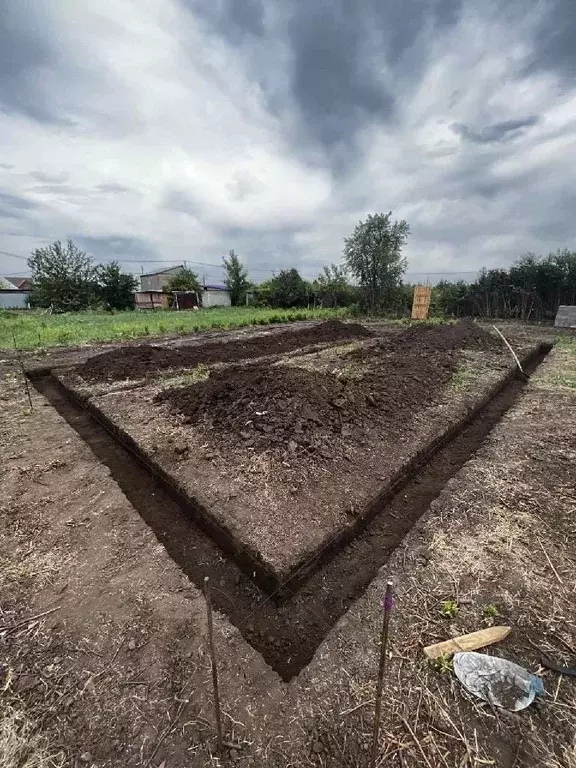 Участок в Оренбургская область, Оренбургский район, Ивановский ... - Фото 0