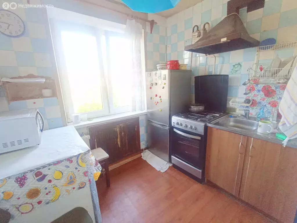 3-комнатная квартира: город Светлый, Заводская улица, 8 (60 м) - Фото 1