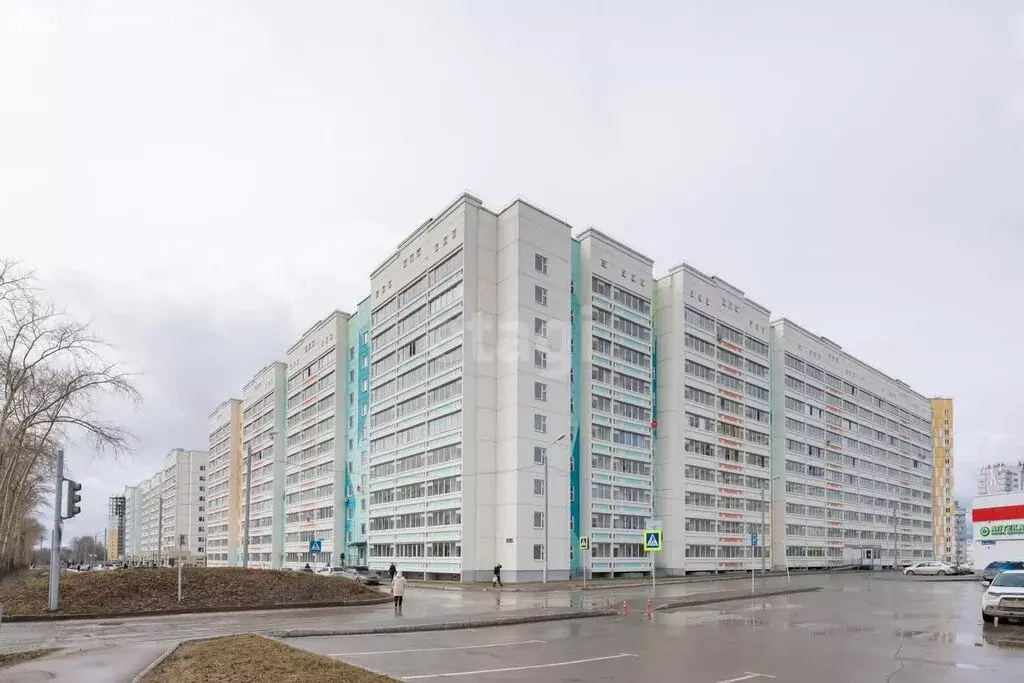 3-комнатная квартира: Пермь, Целинная улица, 53 (80.1 м) - Фото 1