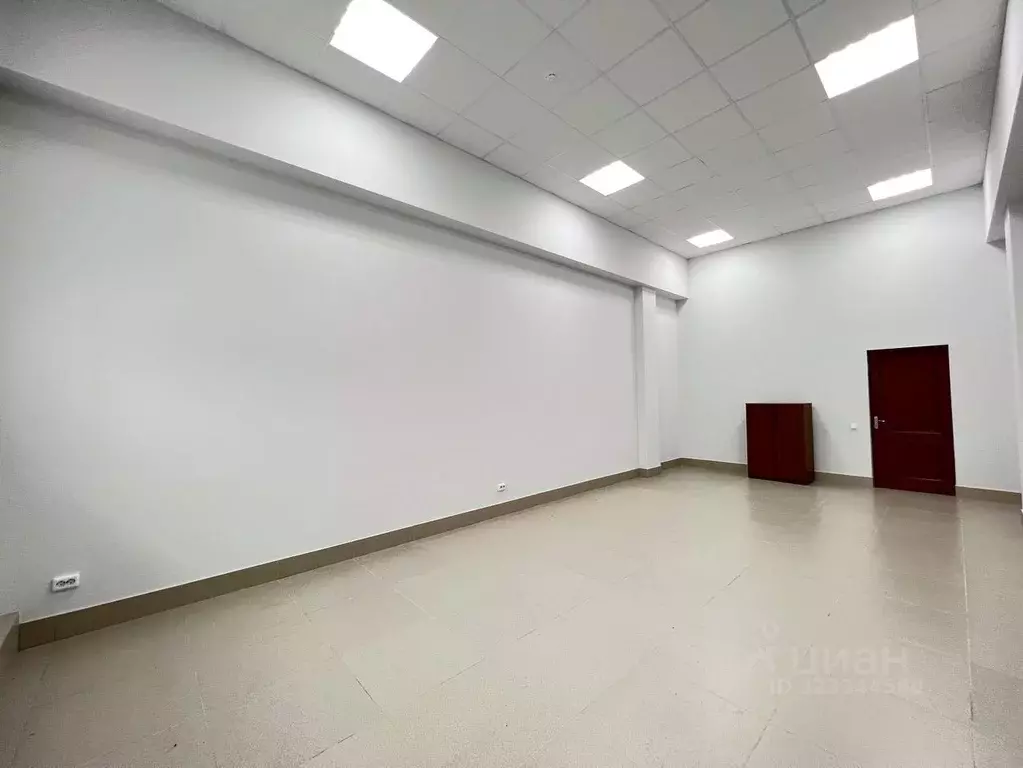 Офис в Татарстан, Казань ул. Мазита Гафури, 50к5 (38 м) - Фото 1