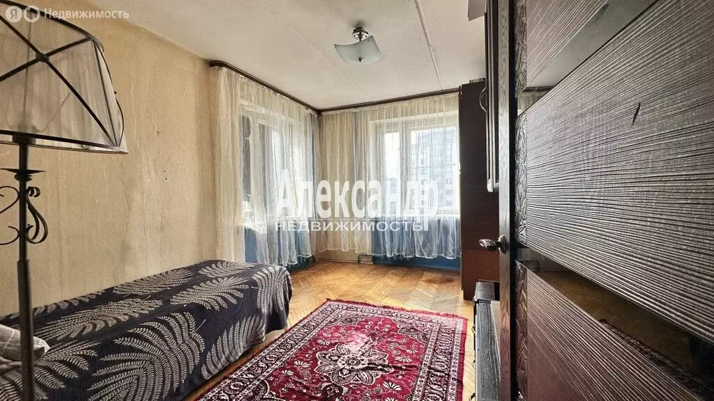 3-комнатная квартира: Колпино, улица Коммуны, 23 (71.4 м) - Фото 2