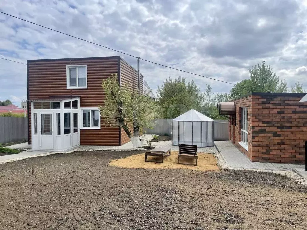 Дом в Мордовия, Рузаевка Поликлиническая ул., 4 (80 м) - Фото 1