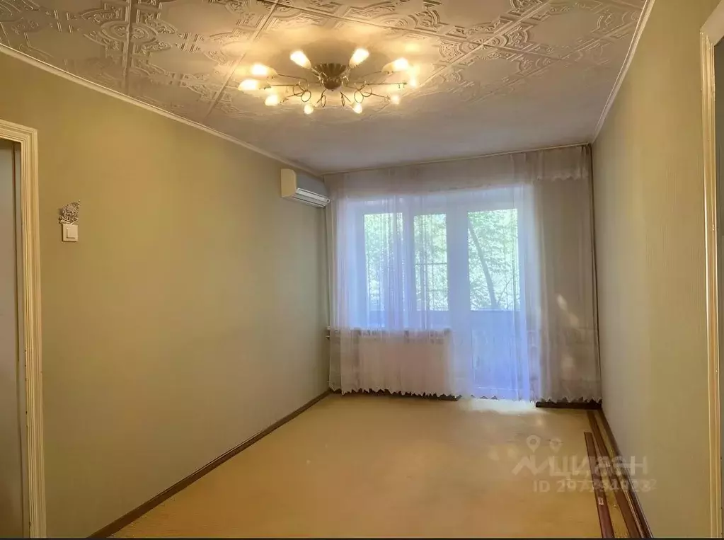 2-к кв. Астраханская область, Астрахань просп. Бумажников, 4 (43.0 м) - Фото 1