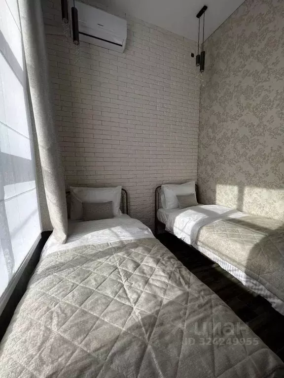 Комната Тамбовская область, Мичуринск Революционная ул., 1В (15.0 м) - Фото 1