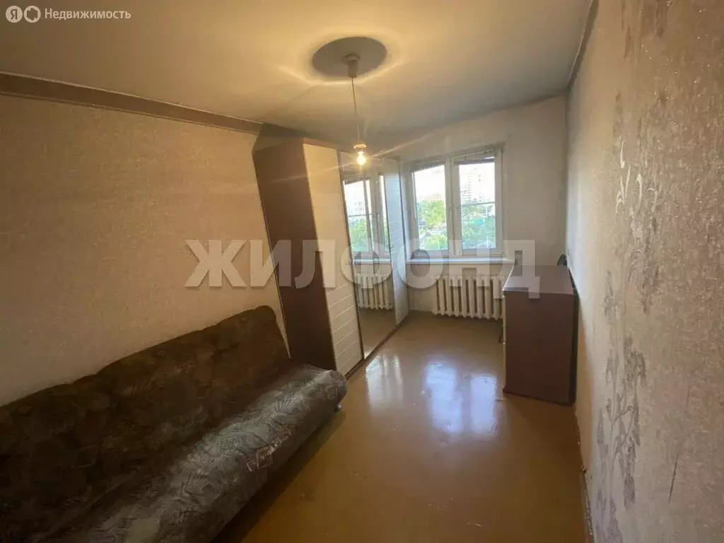 3-комнатная квартира: Абакан, улица Тельмана, 96 (61.4 м) - Фото 0
