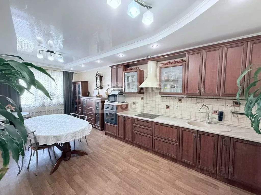 3-к кв. Татарстан, Казань ул. Калинина, 60 (119.0 м) - Фото 0