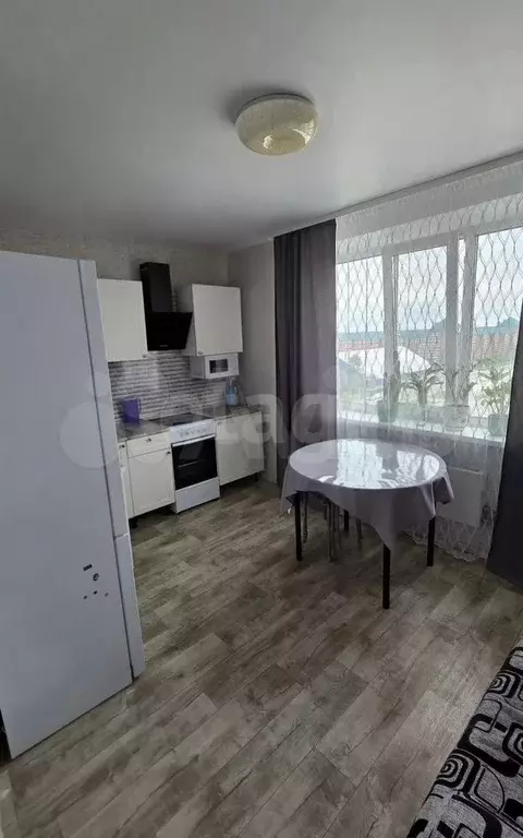 1-к. квартира, 45 м, 8/10 эт. - Фото 1