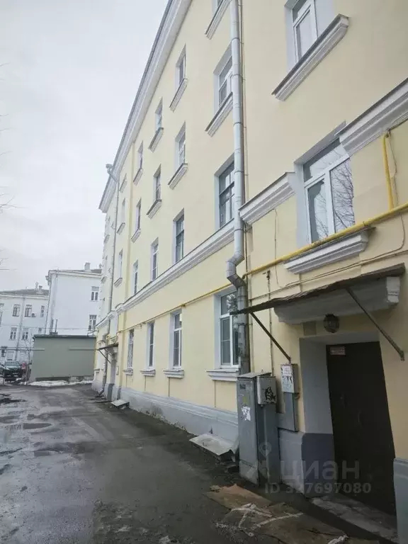 2-к кв. Псковская область, Псков Октябрьский просп., 40 (55.7 м) - Фото 2