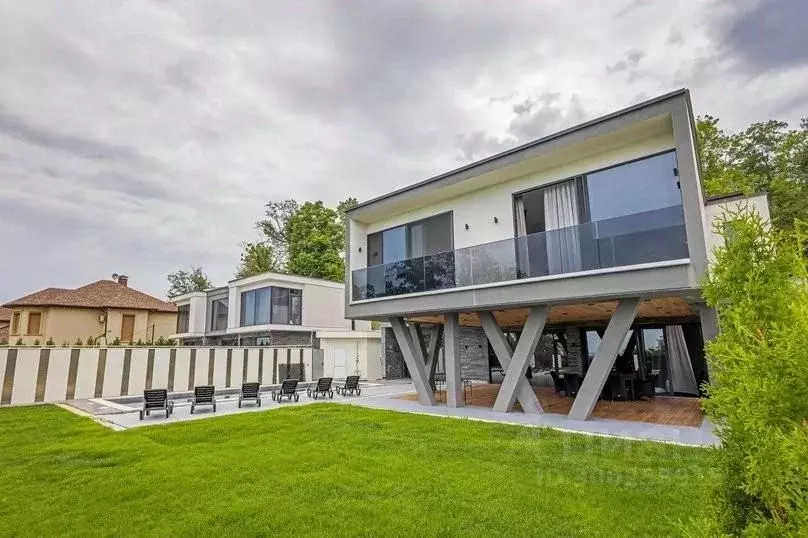 Дом в Краснодарский край, Сочи Новороссийское ш., 6/17 (450 м) - Фото 2