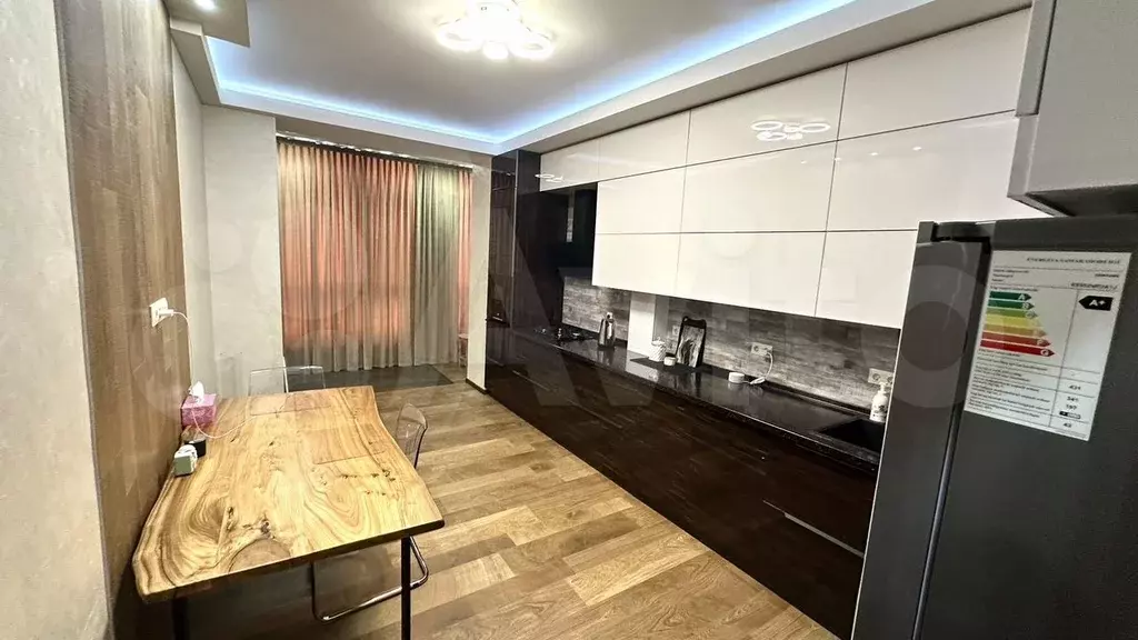2-к. квартира, 100 м, 2/3 эт. - Фото 0