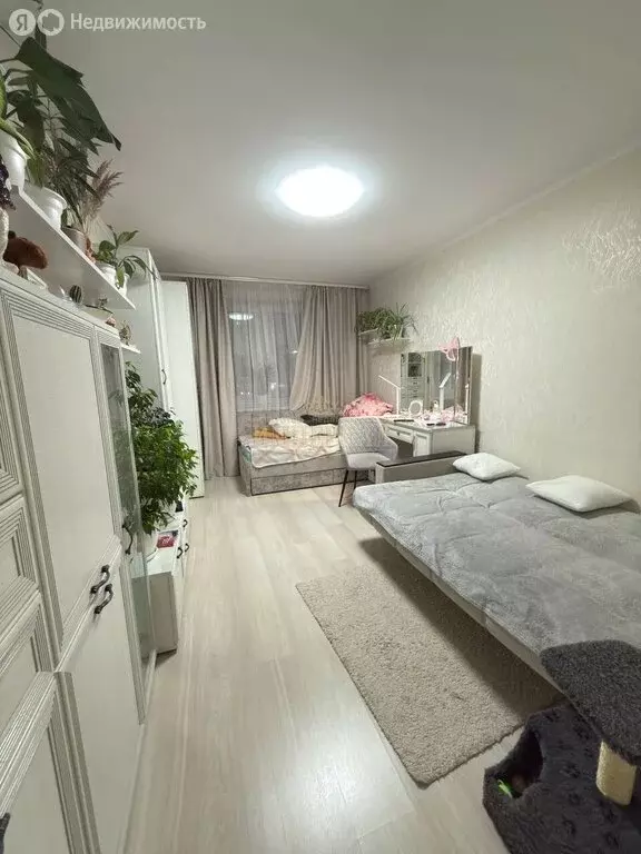 1-комнатная квартира: посёлок городского типа Медведево, улица Кирова, ... - Фото 2