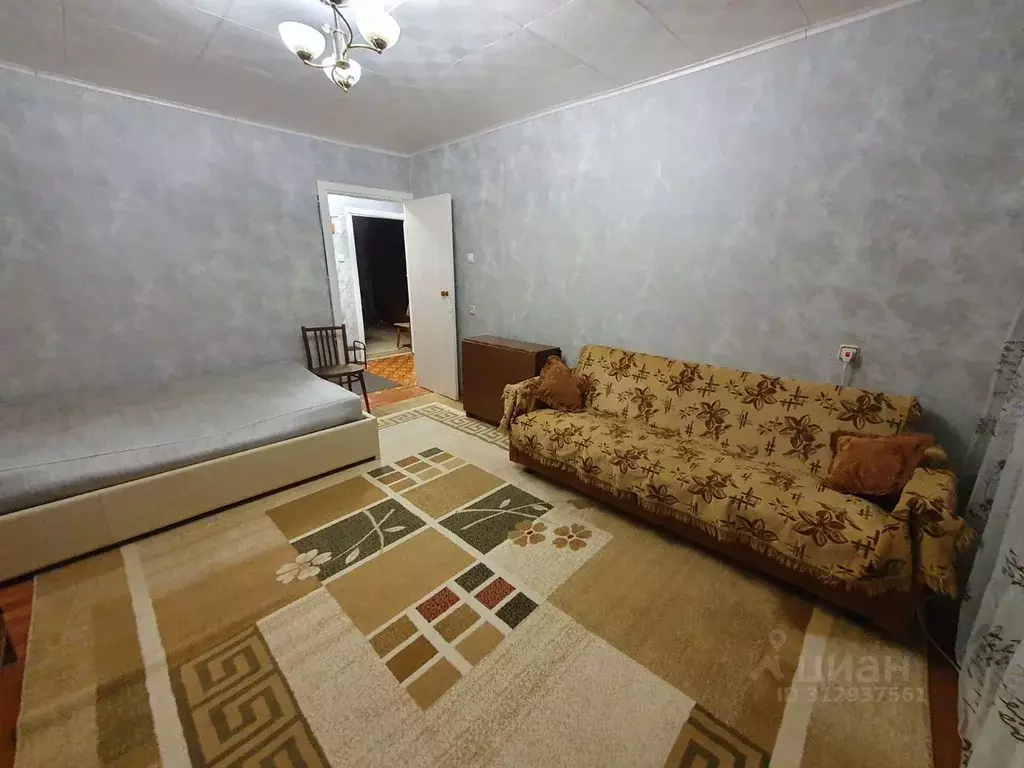 2-к кв. Курская область, Курчатов Коммунистический просп., 19 (50.0 м) - Фото 0