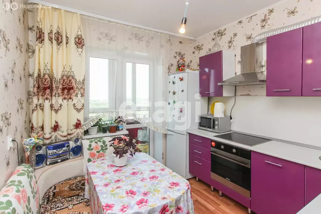 1-комнатная квартира: Тюмень, Западносибирская улица, 2к1 (33.8 м) - Фото 1