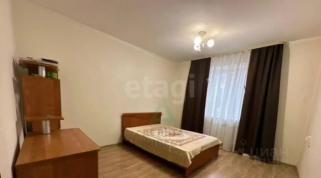 3-к кв. Башкортостан, Уфа ул. Летчиков, 6 (66.8 м) - Фото 1